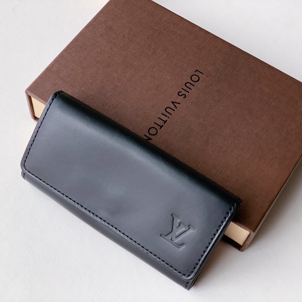❤️Authentic Louis Vuitton Black Leather Key Chain Wallet